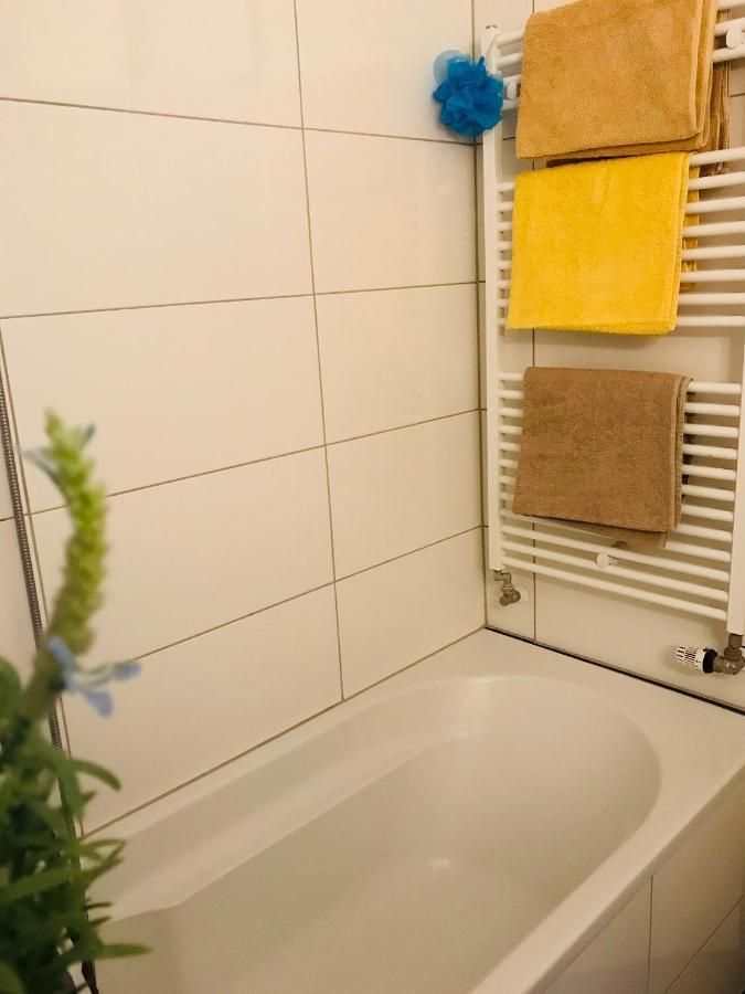 Messe Apartment Koeln West Dış mekan fotoğraf