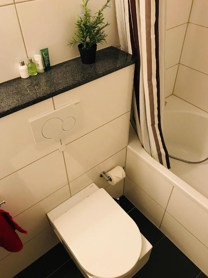 Messe Apartment Koeln West Dış mekan fotoğraf